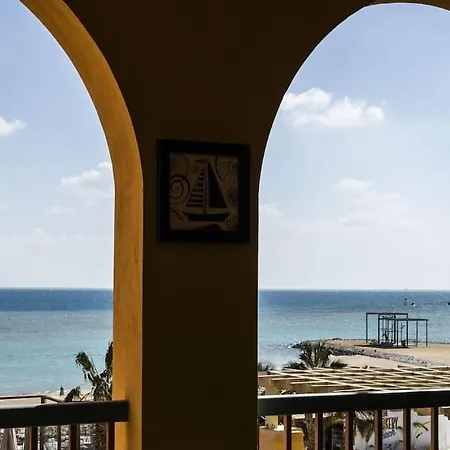 Sea View 3 Bedroom Duplex 203 New Marina By Bfg