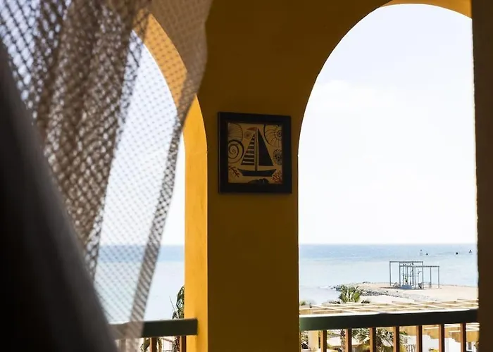 Sea View 3 Bedroom Duplex 203 New Marina By Bfg *
